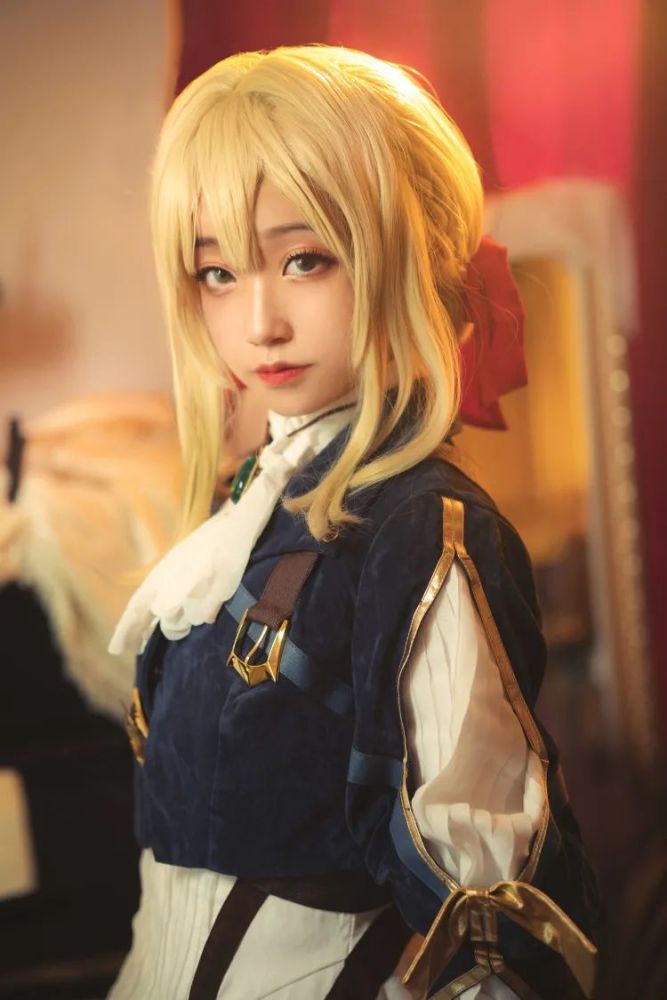 图集鉴赏 | cosplay紫罗兰永恒花园:"语言的含义有内外两层,说出口的