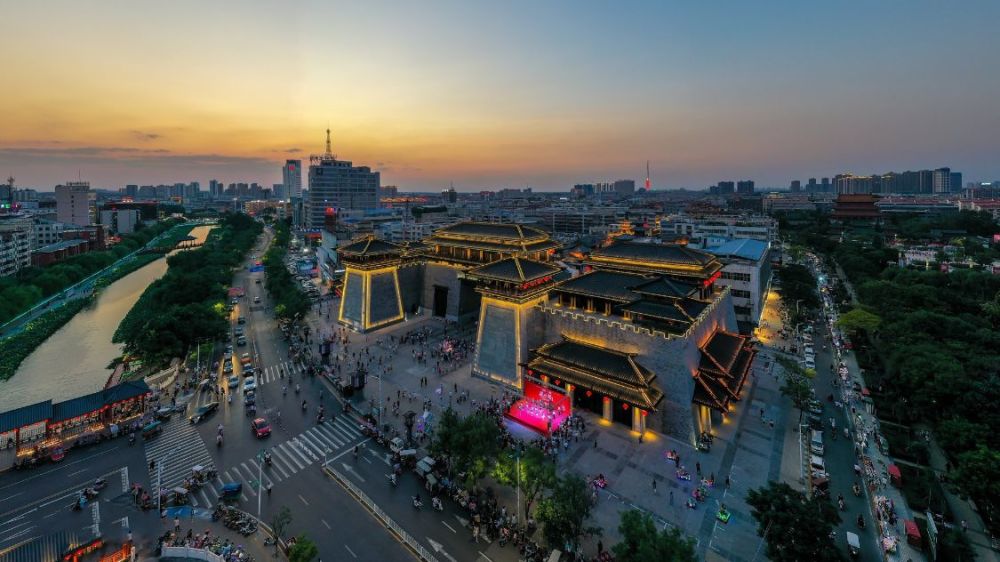许昌人口2021是多少_是许昌高级中学
