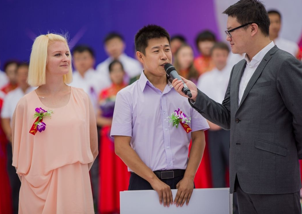 俄罗斯明明鼓励"中俄通婚",为何留俄学生很少会娶俄罗斯少女?