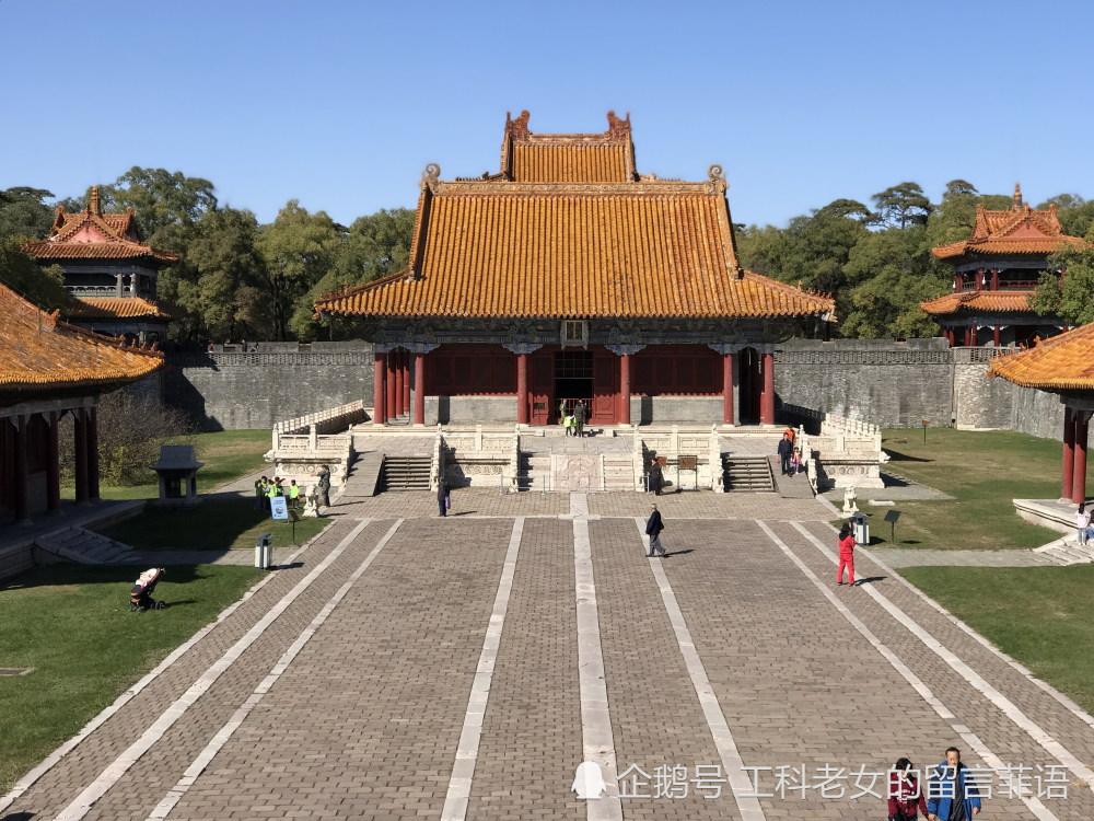 隆恩殿即享殿,是整个陵区的主体建筑.是各种祭祀的主要场所.