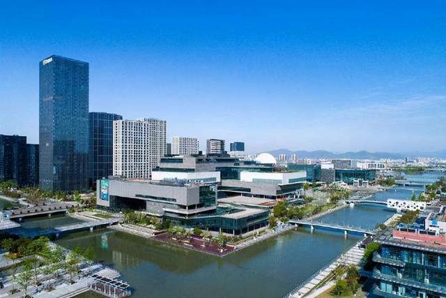 经济总量由什么因素决定_截屏决定吃什么的动图(2)