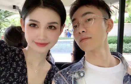 00后网红王柠萌宣布离婚你本以为的婚姻其实伤害你最深