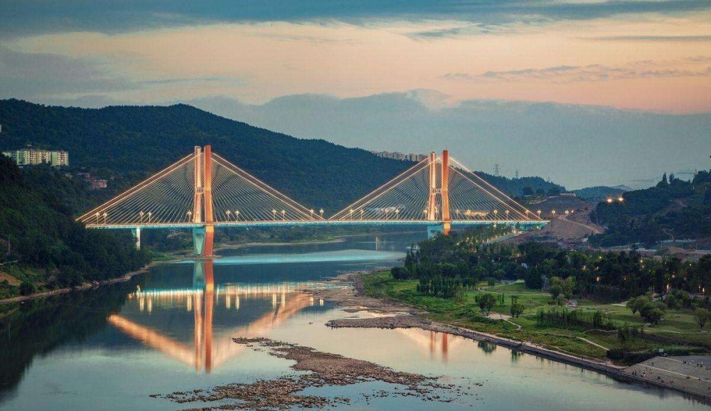 恭喜,四川达州标志性建筑——金南大桥获奖