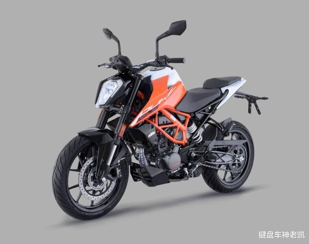 ktm125duke"小小公爵"发布2021款,更新家族外观