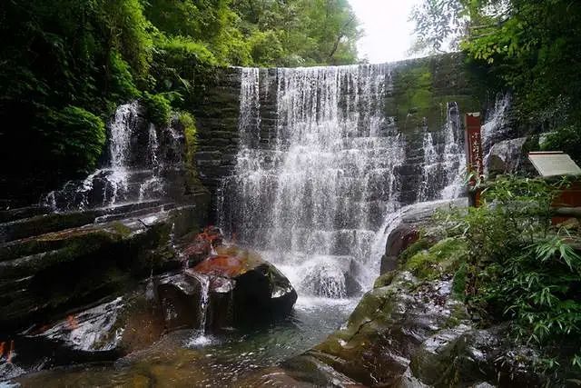 贵州温泉排名_贵州旅游十大景点排名(2)
