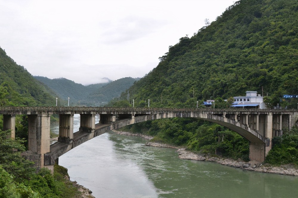 临沧 云县人口多少_云南临沧市云县哨街村(2)