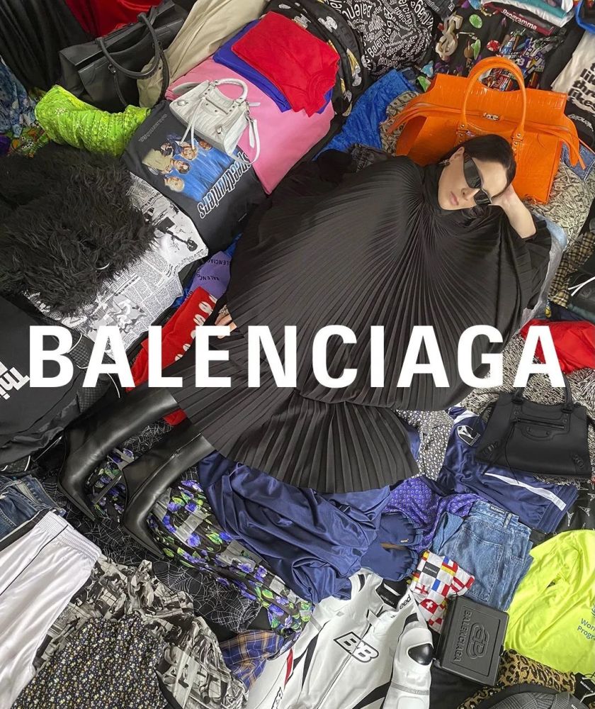 balenciaga发布2021年秋季系列,将秀场搬进电子游戏