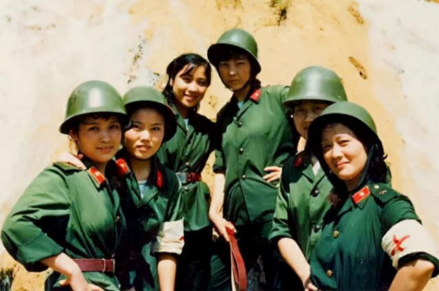 1986年老山战场照死吻那名救护队女战士张茹后来情况如何