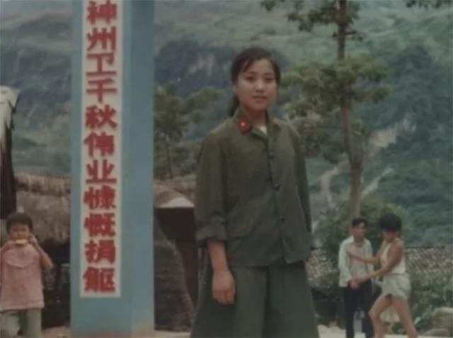 1986年老山战场照《死吻》:那名救护队女战士张茹后来