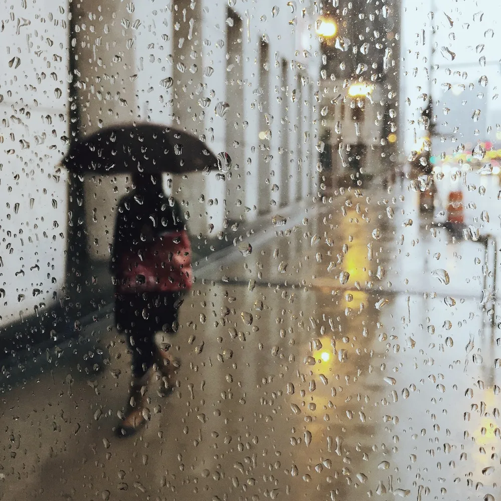 雨天的夜景