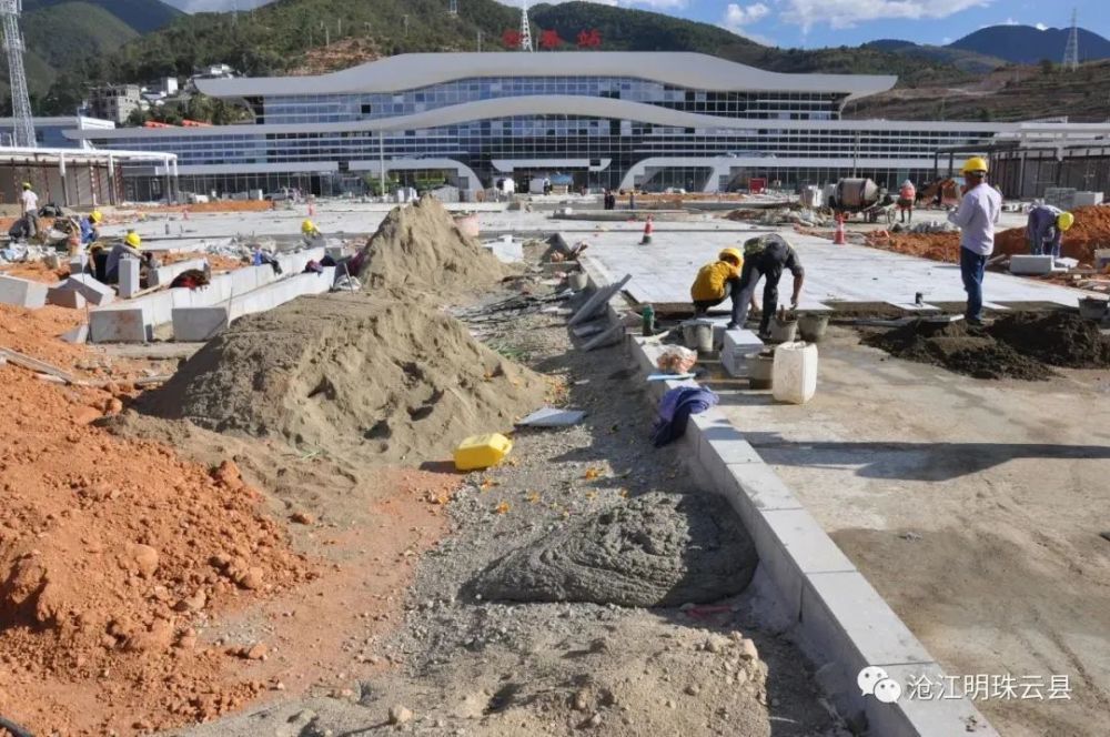 云县火车站建设工程正紧锣密鼓扫尾(图)