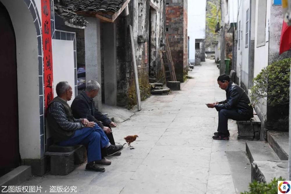 龙门村的人口_鲤鱼跳龙门图片(3)