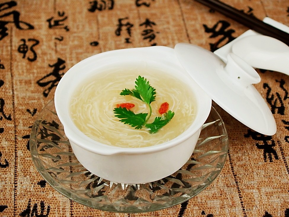 中国饮食文化之体现—文思豆腐,细如发丝,刀功惊呆老外