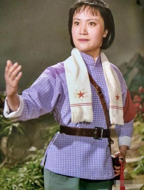 77岁"白骨精"杨春霞,一生不谈西游记,至死不原谅导演