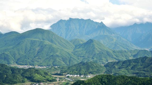 铅山总人口_铅山烫粉