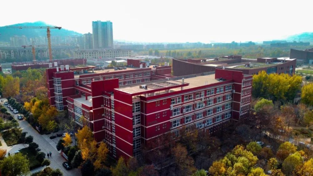 邀你一起游览山交吧——山东交通学院实景鸟瞰图