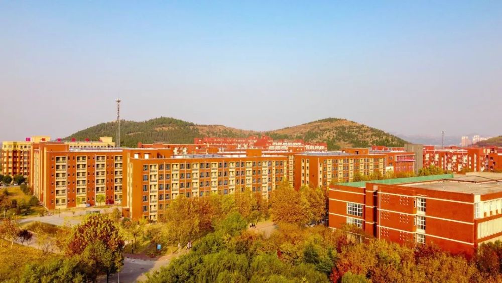 邀你一起游览山交吧——山东交通学院实景鸟瞰图