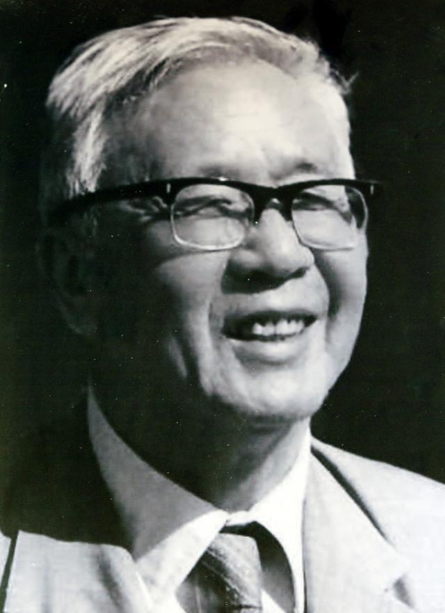 不忘师恩华罗庚