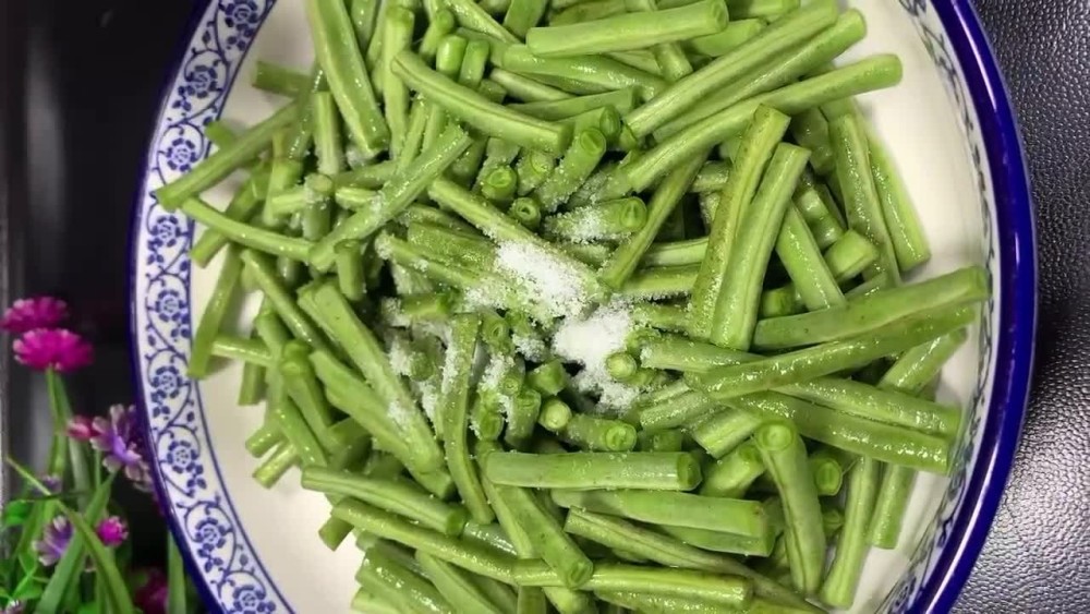 1000