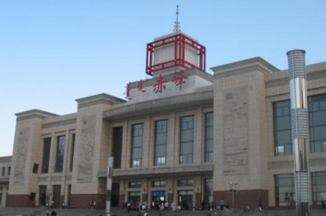 内蒙古的人口是多少啊_内蒙古人口分布图(2)