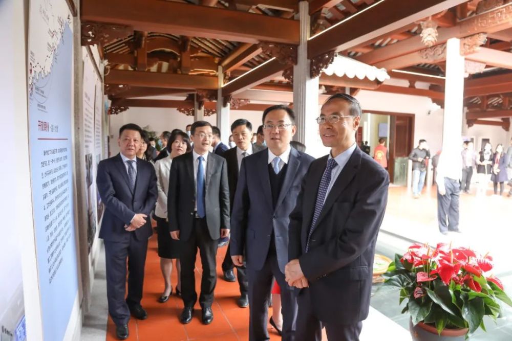 亲情中华战疫有侨主题展在陈伟南文化馆开幕