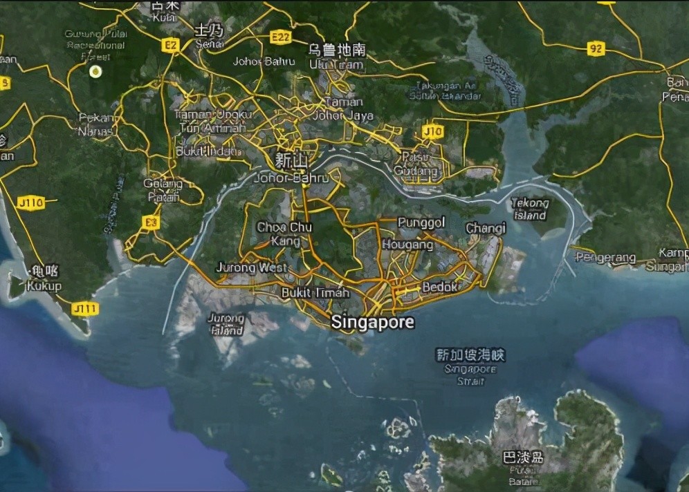 马六甲海峡不收费弹丸之地的新加坡到底靠什么挣钱