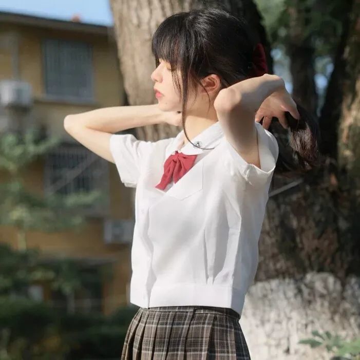 学生头像:1211校园风学姐学妹初中生头像