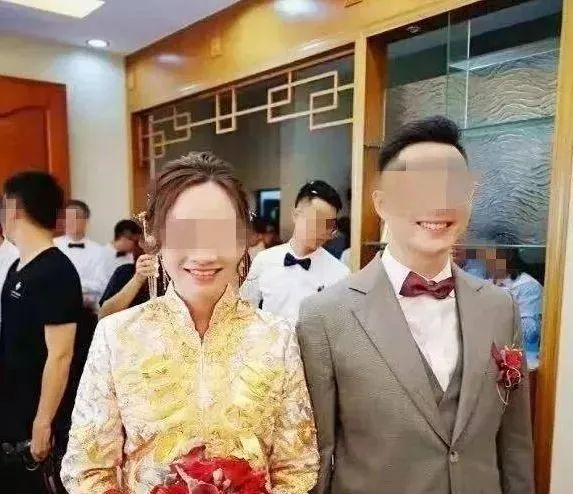 广东顺德两大集团"联姻,豪华婚礼砸近亿,金链子闪瞎了