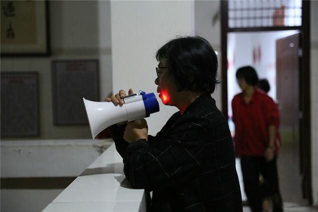 "时代楷模"张桂梅:曾想将骨灰洒进金沙江,只为留给学生1笔钱