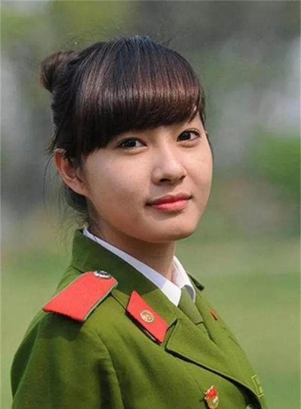 越南女兵今昔对比这些曾经是对手士兵梦魇的军人和平年代风姿