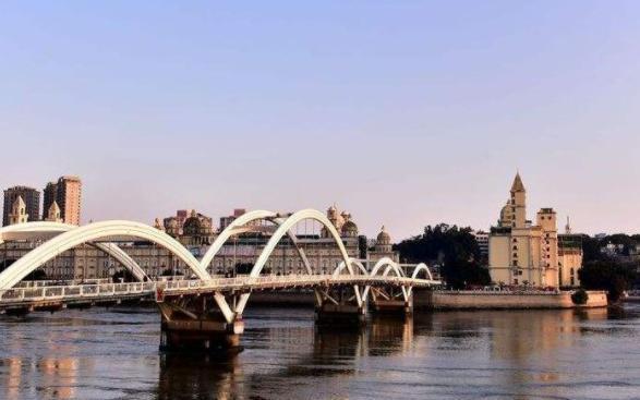 福州的GDP贡献_福州gdp突破万亿图片(2)