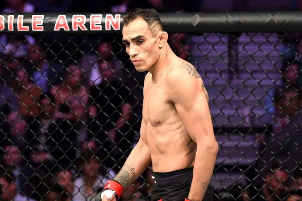 在刚刚结束的ufc比赛中,"夜魔"托尼·弗格森再度出击,迎战来自巴西的