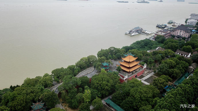 岳阳楼的全景