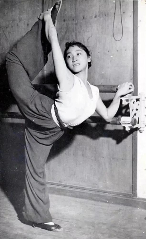 1954年什么命女
