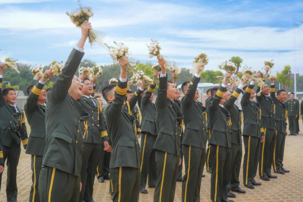 特种兵婚纱照_爱上特种兵