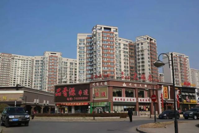 铁岭新城,曾因人少而备受争议,如今这里的人气已经旺盛起来.