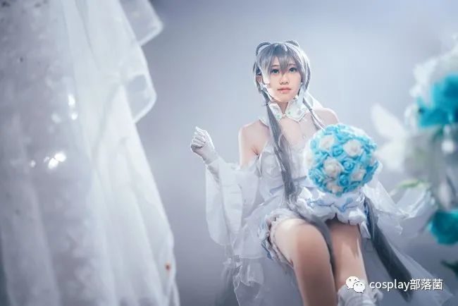 cos:花嫁洛天依,交换无名指金色的契约