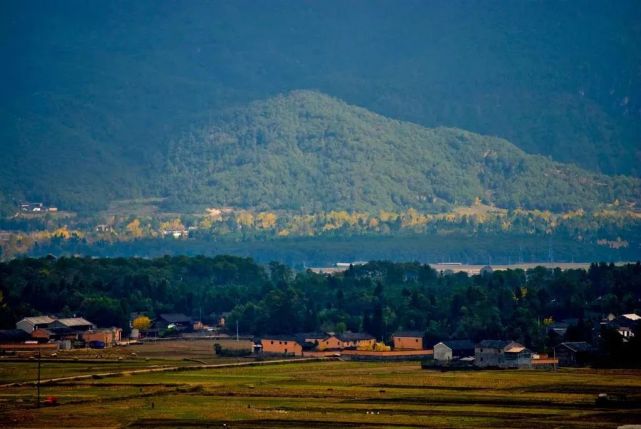 国内唯一看火山泡温泉的地方,就在云南!