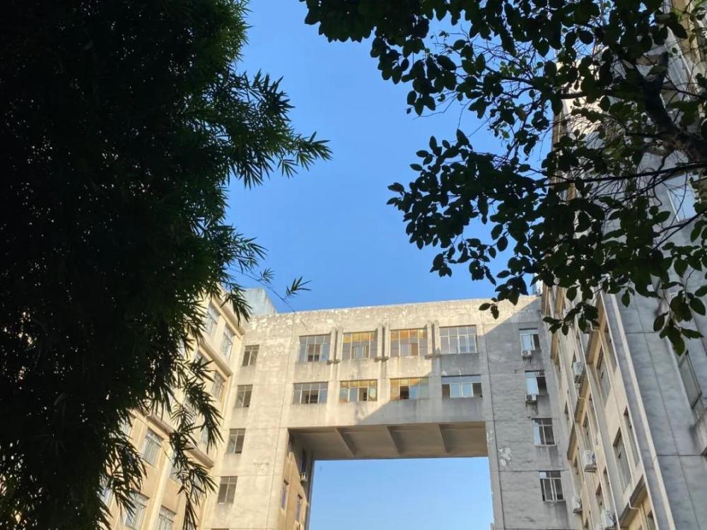 长沙学院怎么样,来了解它的网红食堂