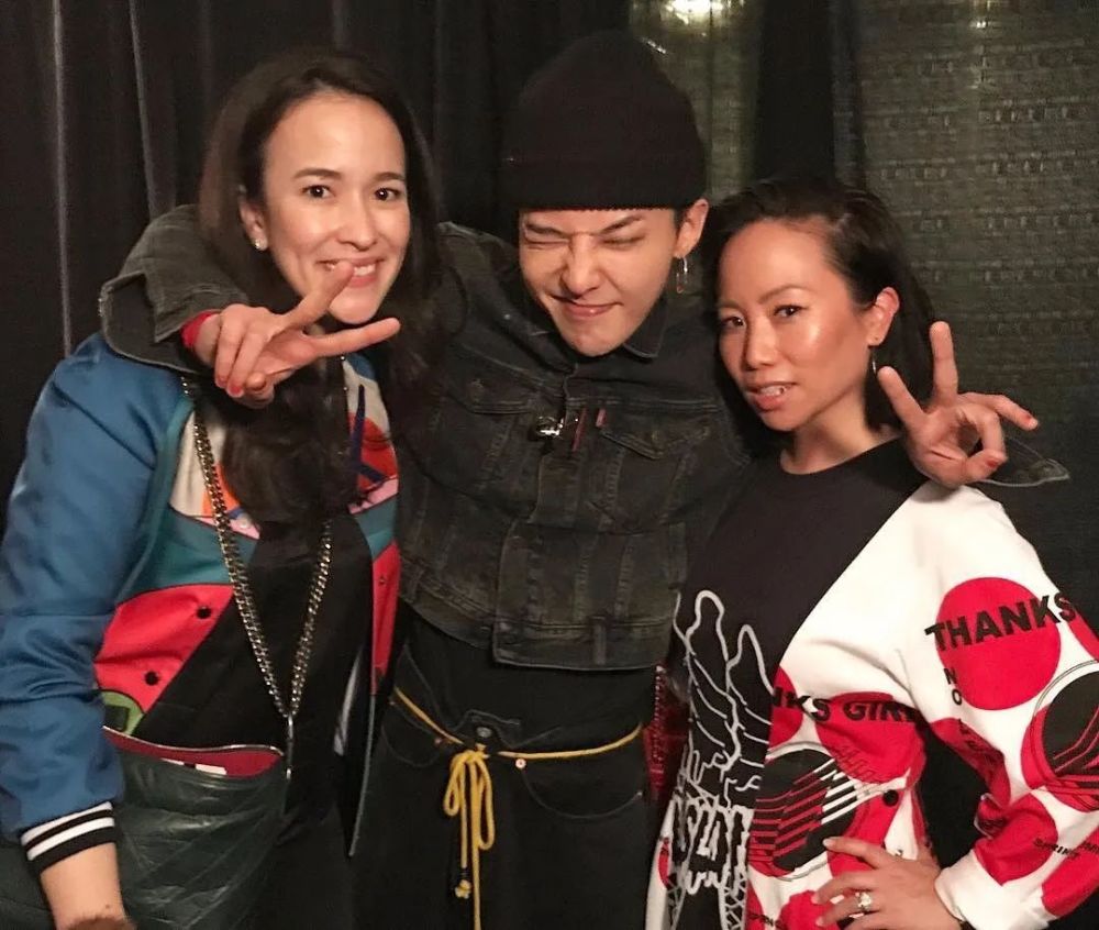 盘点权志龙活动亲密的合照:_腾讯新闻