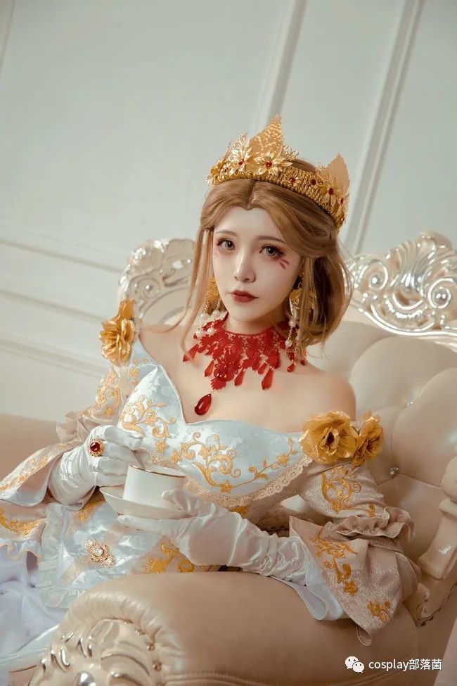 cos:第五人格红夫人血宴cos正片