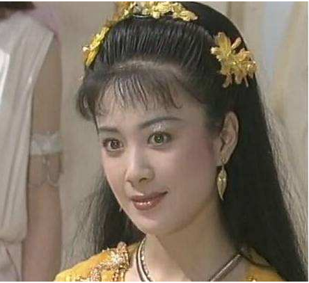 有一种"整容"叫傅艺伟剪短发,曾经最美的妲己,如今已判若两人