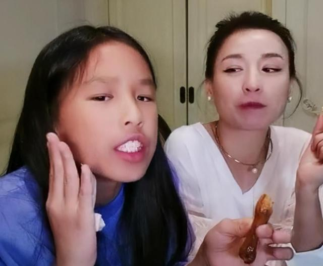 张庭女儿频繁丑上热搜妈妈儿时照片曝光后网友瞬间反转