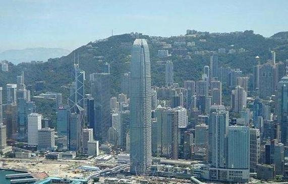 深圳经济总量超过北京上海_深圳经济特区(3)