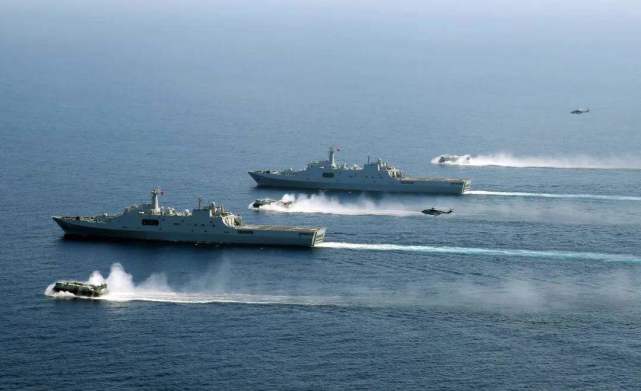 2020中国海军辉煌年,20艘新军舰排队下水