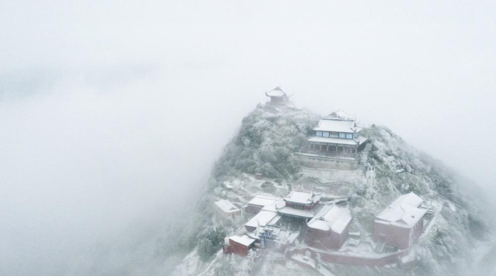 雪,雪,雪,华蓥山宝鼎开启赏雪模式