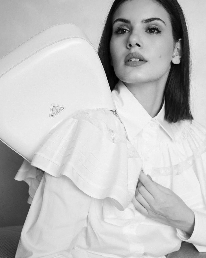 camila卡妹身高,camilacabello身高 卡妹camila 登上巴西版《vogue》封面,slay!