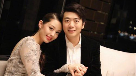 著名钢琴家郎朗妻子吉娜晒孕照,怀胎七月孕肚明显,身穿粉色连衣裙