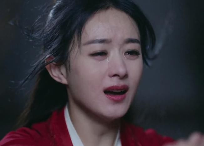 《有翡》口碑告急,服装怪异,配音杂乱,就连赵丽颖哭戏