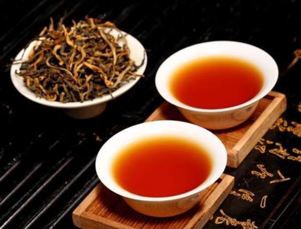 红茶要怎么泡才好喝?选茶,选器,选水和水温,这四要素是关键!